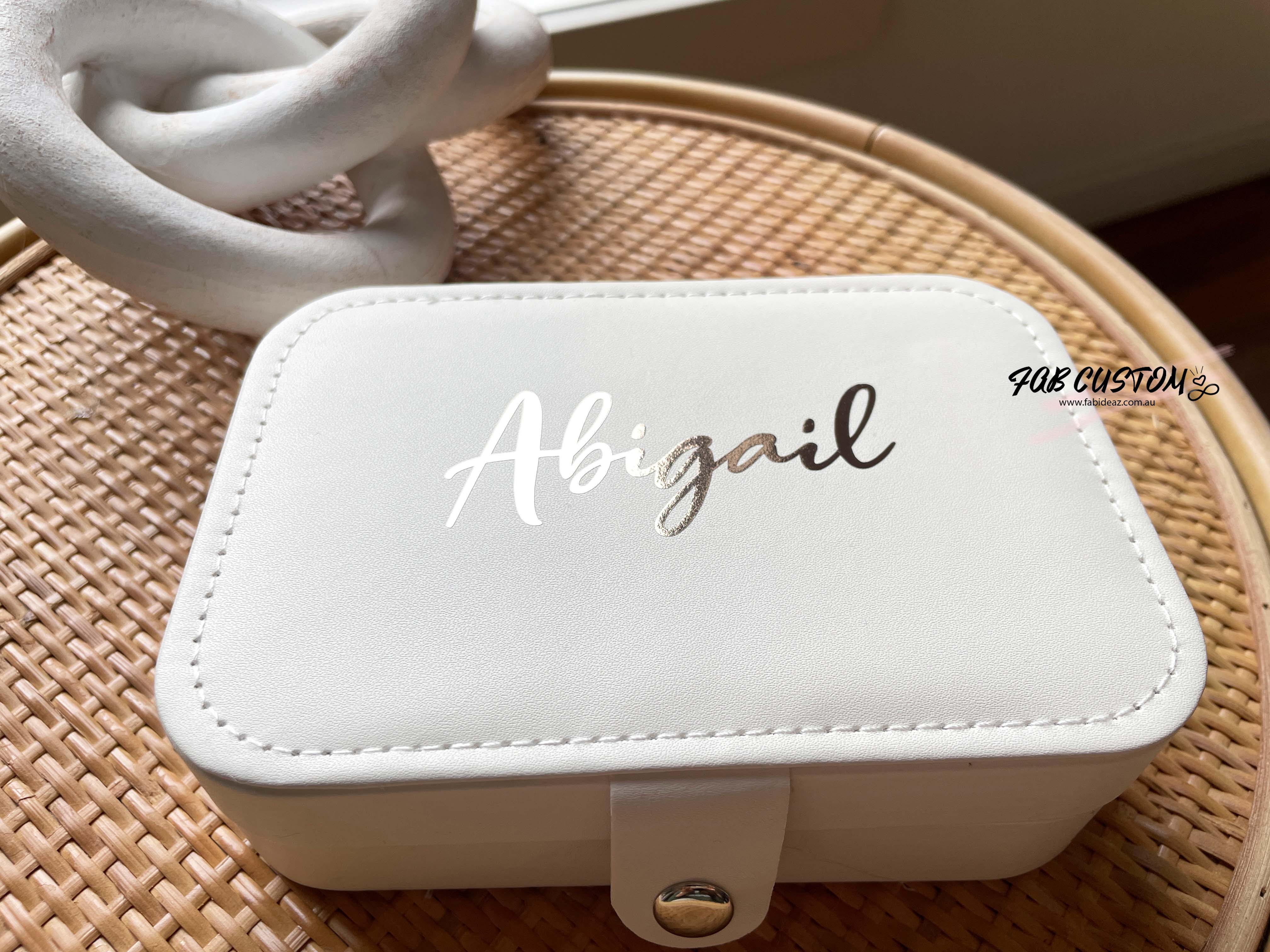 Personalized Jewellery Boxes  Rings Accessories Case  Bridesmaid Gifts  Romantic Custom Travel Case Thank you Jewelry Box with Name