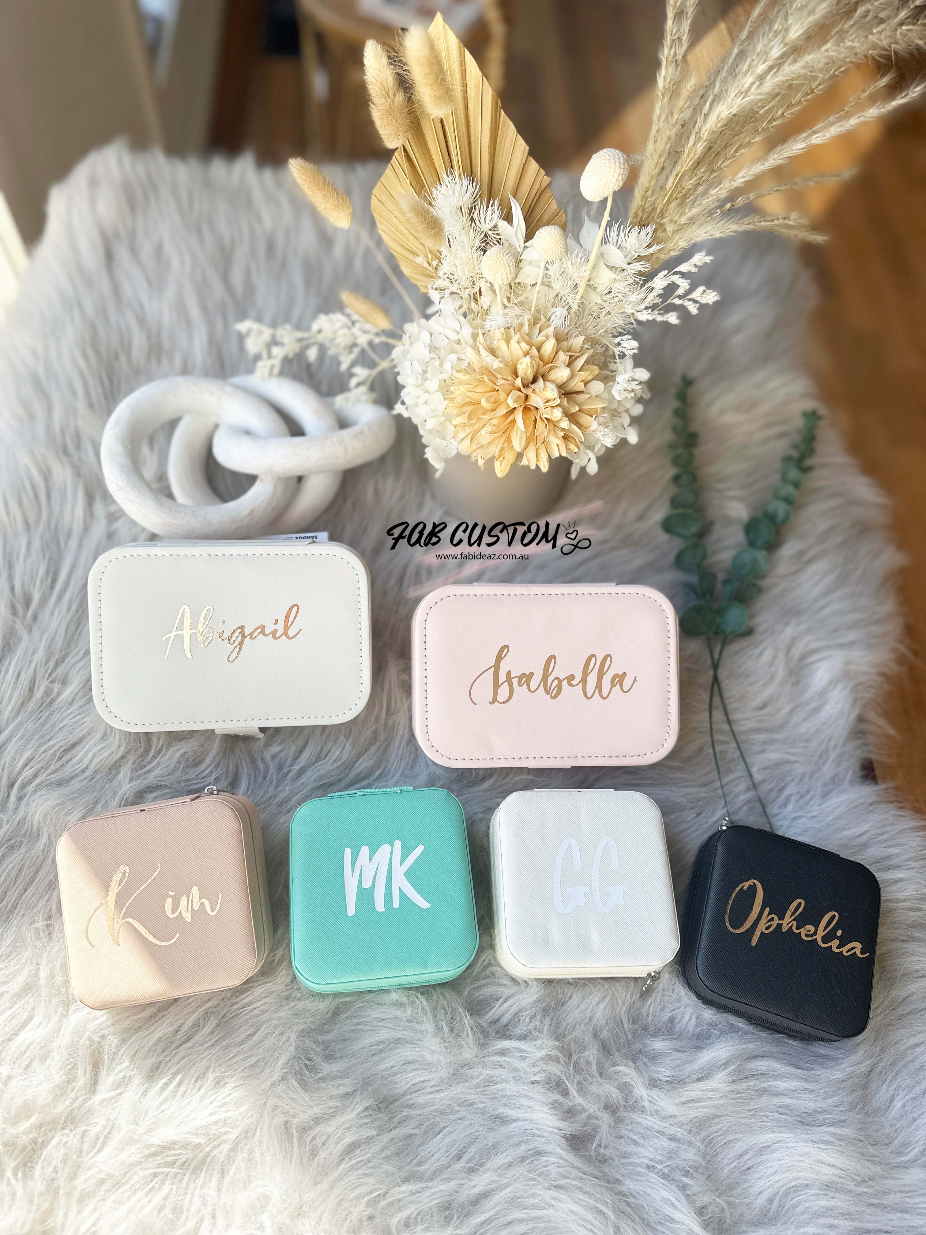 Personalized Jewellery Boxes  Rings Accessories Case  Bridesmaid Gifts  Romantic Custom Travel Case Thank you Jewelry Box with Name