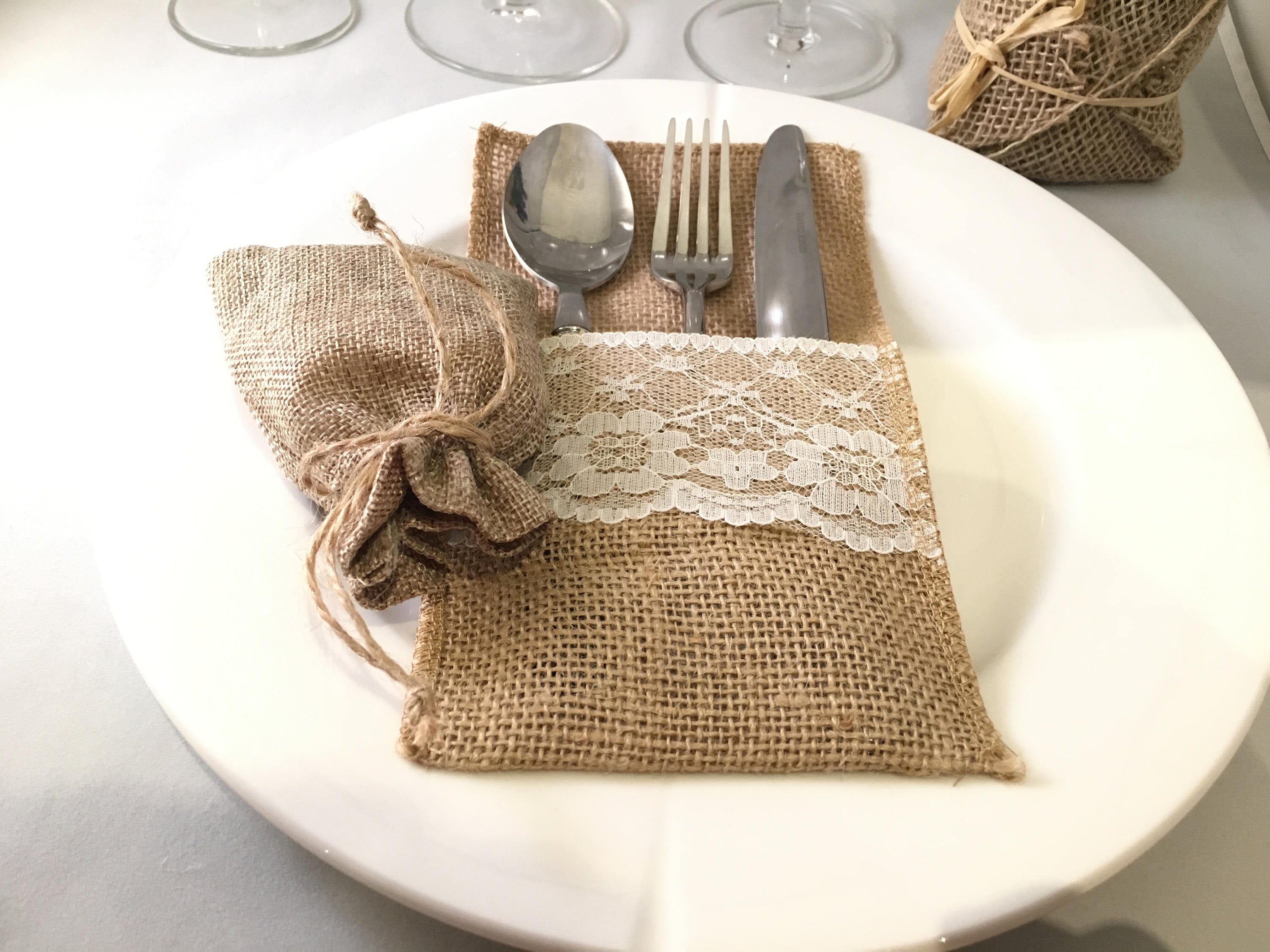 100 x Hessian Lace Wedding Cutlery Holder
