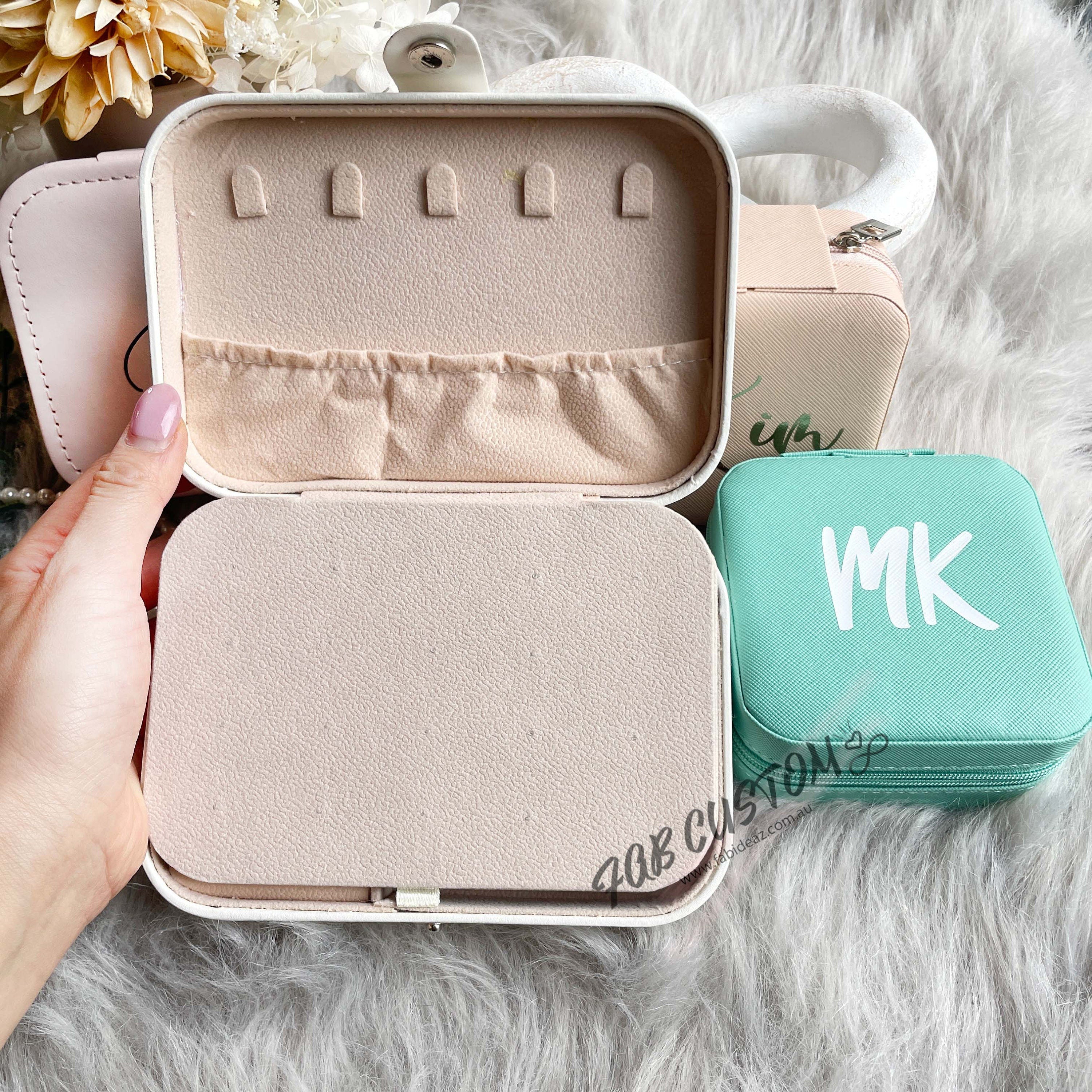 Personalized Jewellery Boxes  Rings Accessories Case  Bridesmaid Gifts  Romantic Custom Travel Case Thank you Jewelry Box with Name